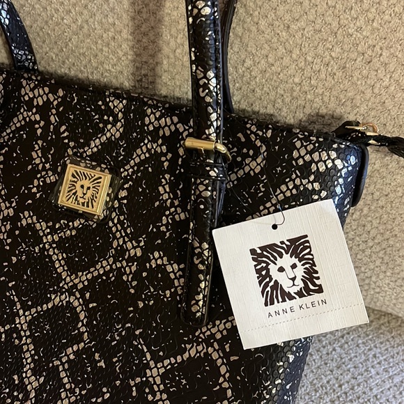 Anne Klein Small Shopper Perfect Tote - Picture 2 of 8